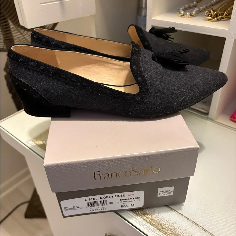 Franco Sarto Gray Loafers with Tassels - Picture 6 of 7